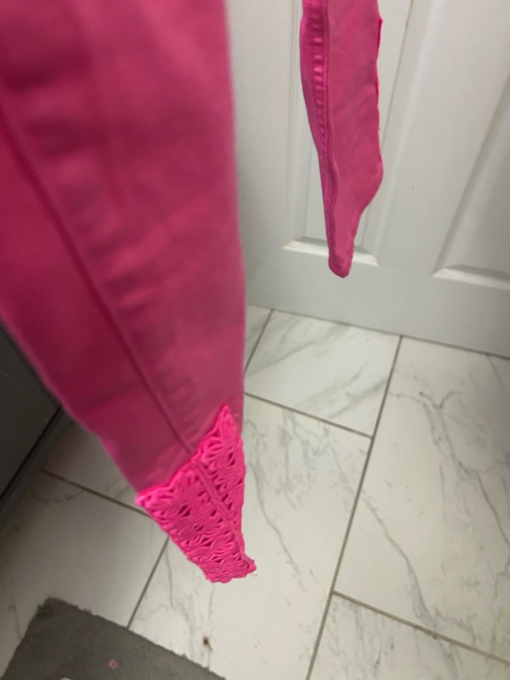 NWT LILLY PULITZER hot pink denim jeans. - Picture 11 of 16